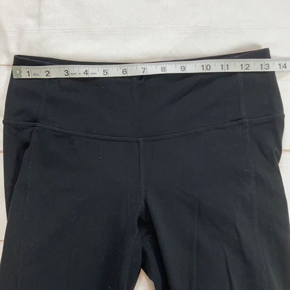 Athleta Black Mind Over Mat Capri Leggings - Picture 8 of 10